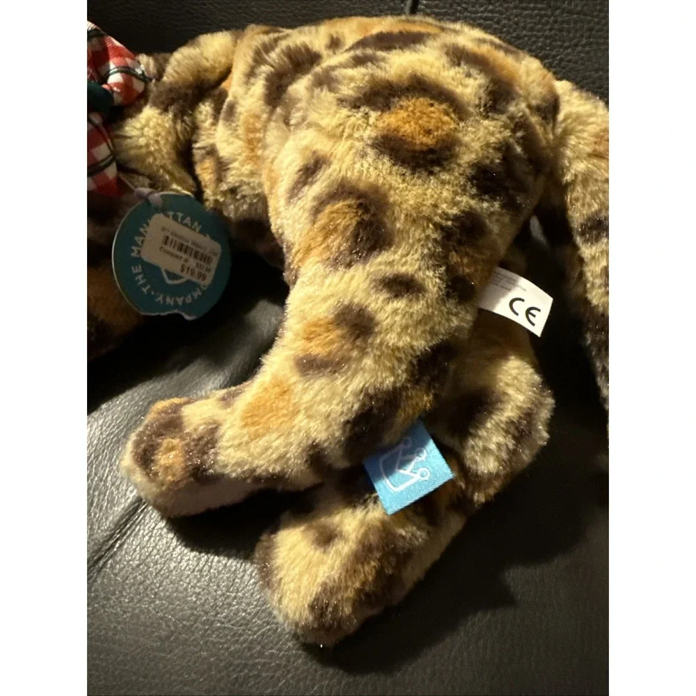 NWT Manhattan Toy Loki Leopard Stuffed Plush Cat Magnetic Front Paws & Mouse Toy